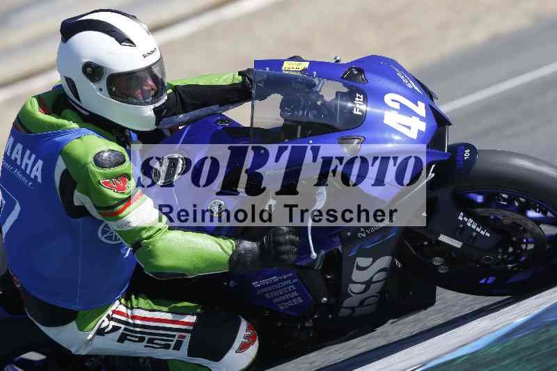 /Archiv-2024/02 29.01.-02.02.2024 Moto Center Thun Jerez/Gruppe gruen-green/42